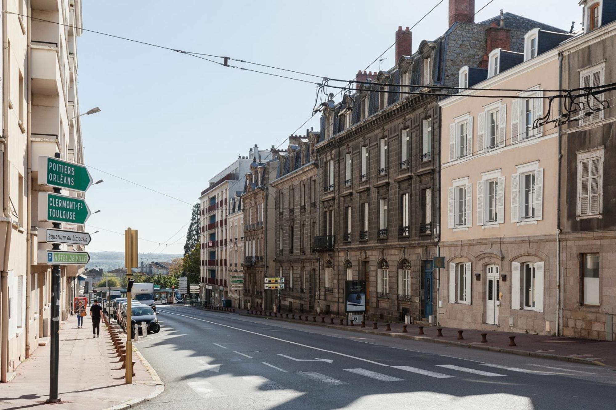 Hotel Gambettes - Entree Autonome, Reception En Ligne - Encore Mieux Limoges Exterior photo