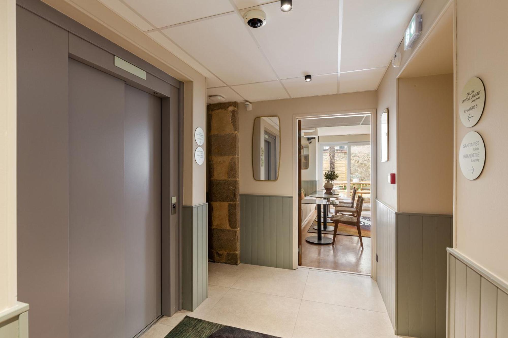 Hotel Gambettes - Entree Autonome, Reception En Ligne - Encore Mieux Limoges Exterior photo